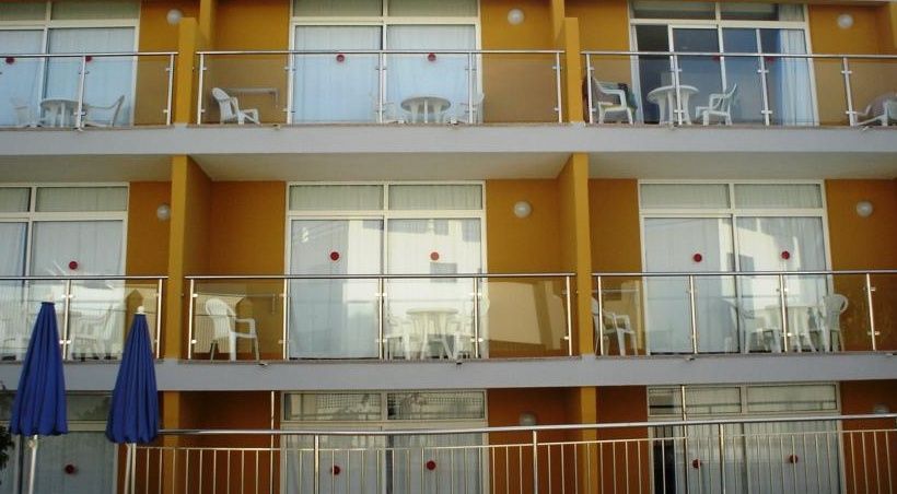 Apartamentos Karina بلايا ديل إنغلز المظهر الخارجي الصورة